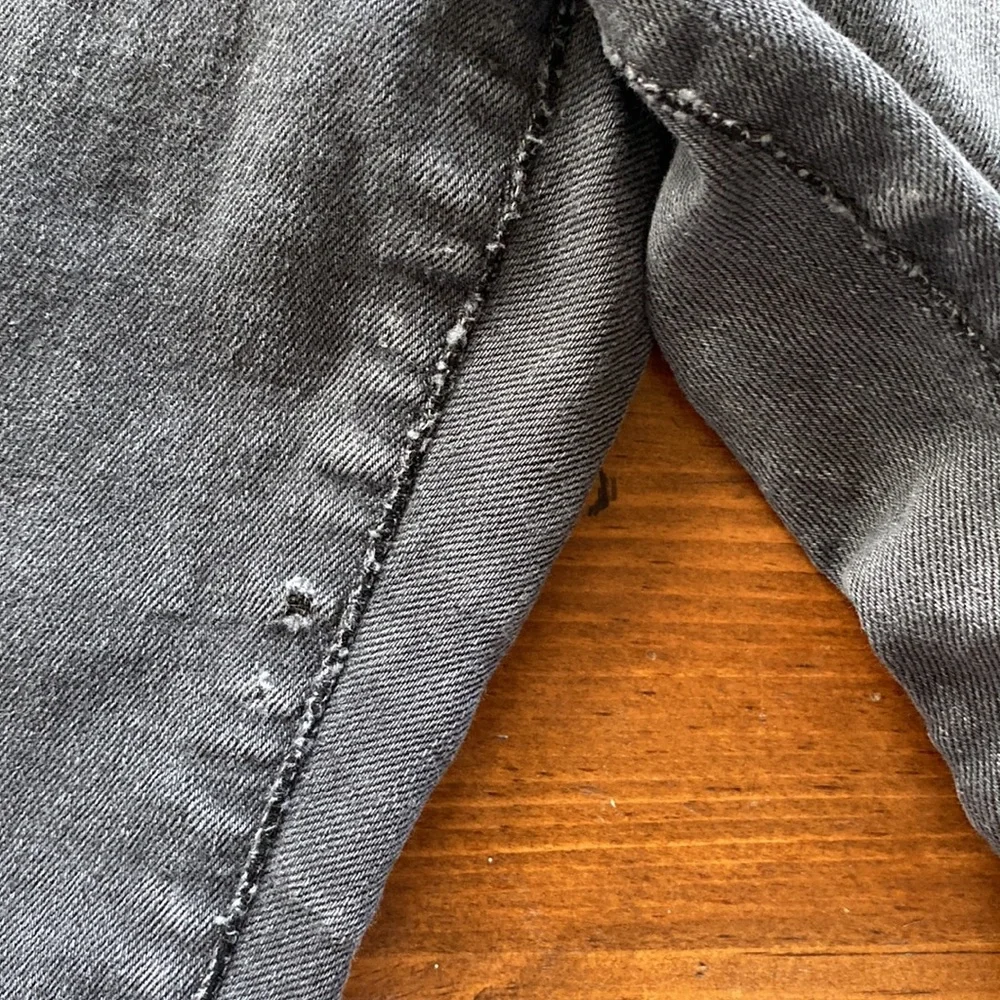 Gray Joe’s jeans skinny jeans. Size 10x30 - Picture 3 of 3